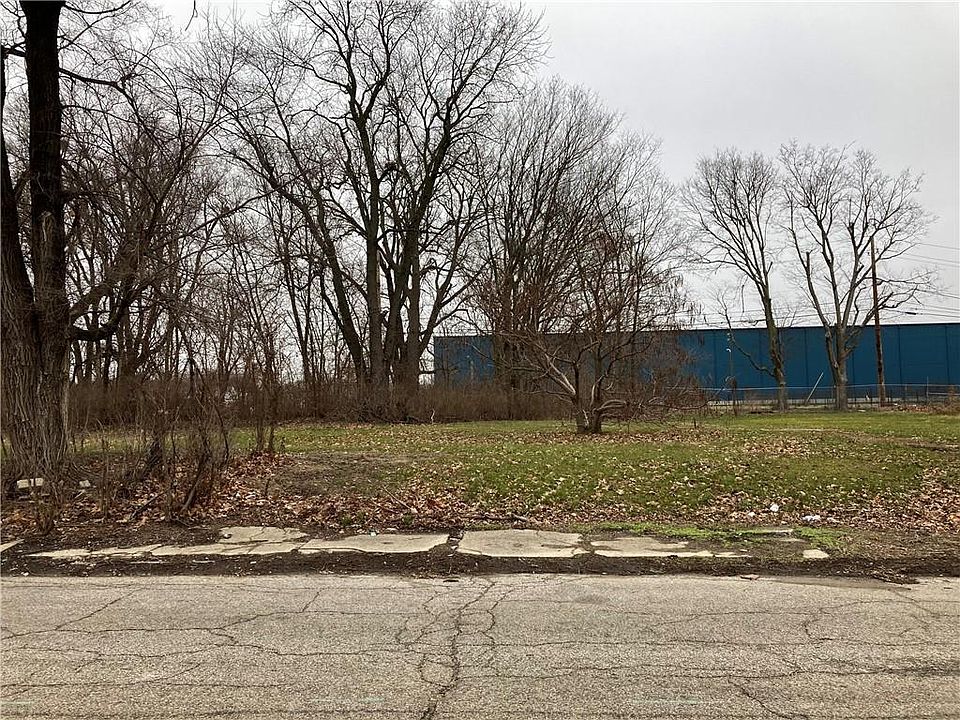 1st image of 2039 Columbia Ave