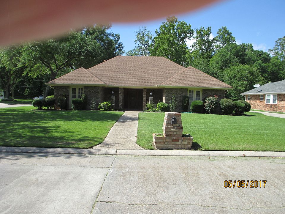 201 Devon Road