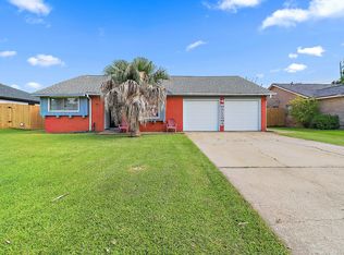 111 Grantham Rd, Baytown, TX 77521
