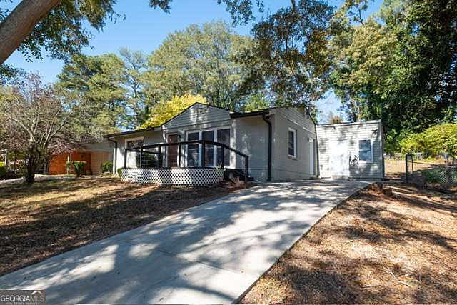 1st image of 3442 Longleaf Dr