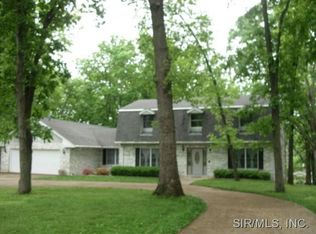 11 Denzel Dr, Greenville, IL