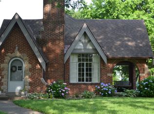 3203 48th Pl, Des Moines, IA 50310