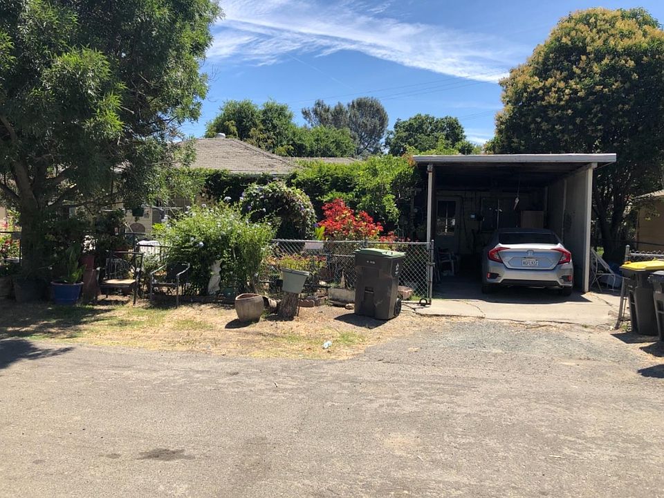 2nd image of 1460 Josephine St