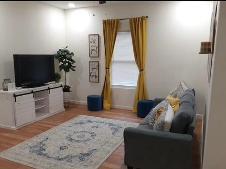 2111 W University Dr #40 — Photo 18
