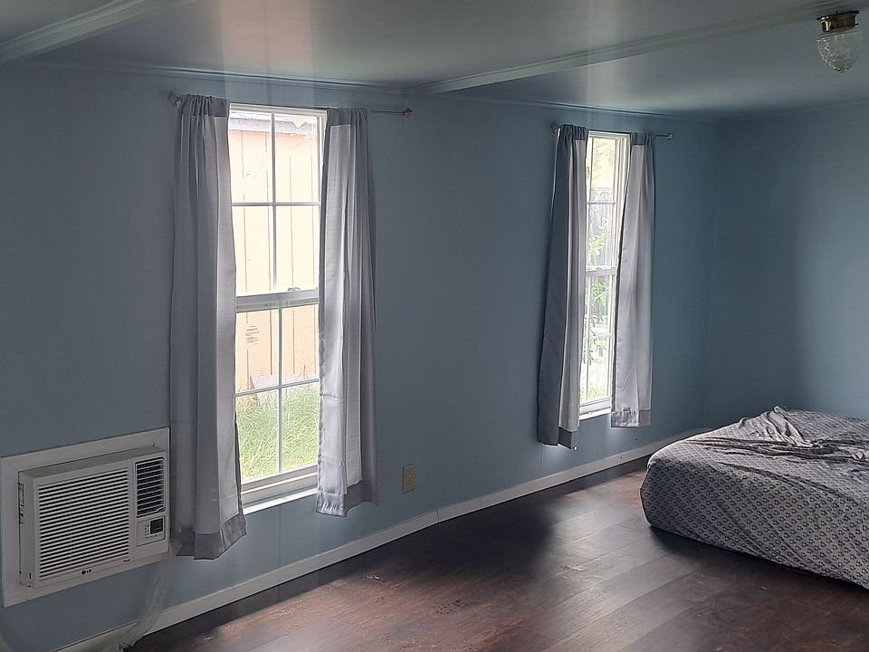 1st image of 606 Irish Glen Dr
