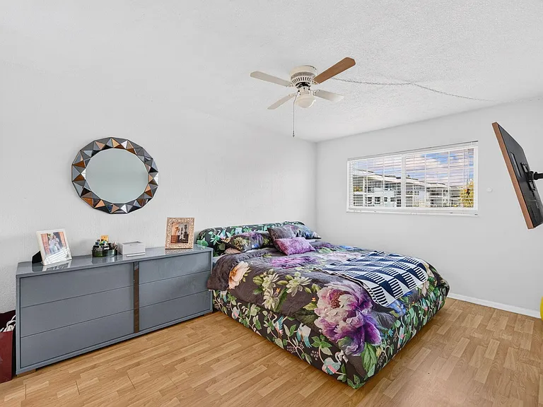 3004 NE 5th Ter #C216 — Photo 32