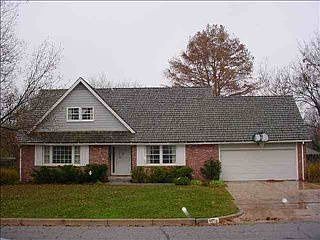 2nd image of 6701 E Magill Ln