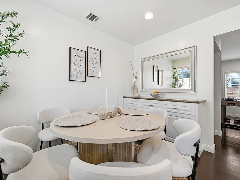 4136 Tilden Ave — Photo 16