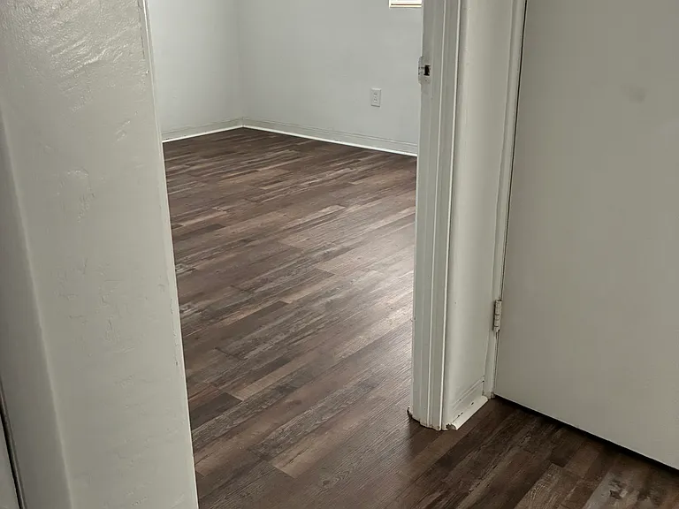 628 Patlin Ave — Photo 4