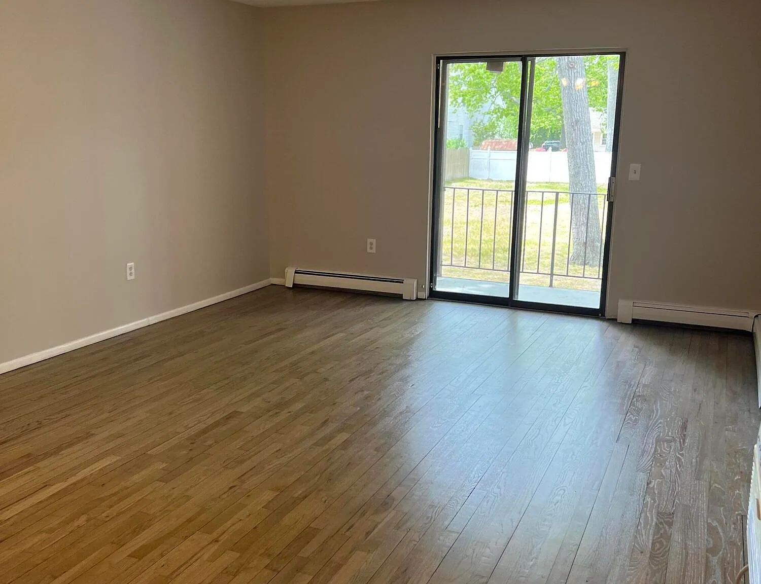 1 bed, 7728 sqft, $1,775 — Photo 3