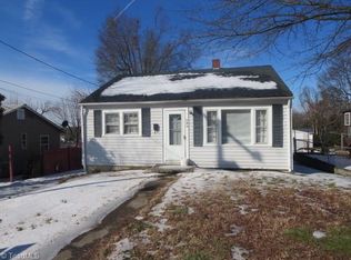 508 White St, Thomasville, NC 27360