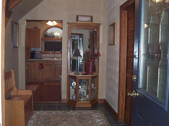 5th image of 90 Malvernon St