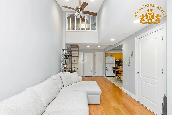 Sold by Royal House Realty, Inc. | media 19