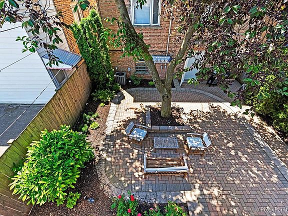 4th image of 5534 W Berteau Ave #2