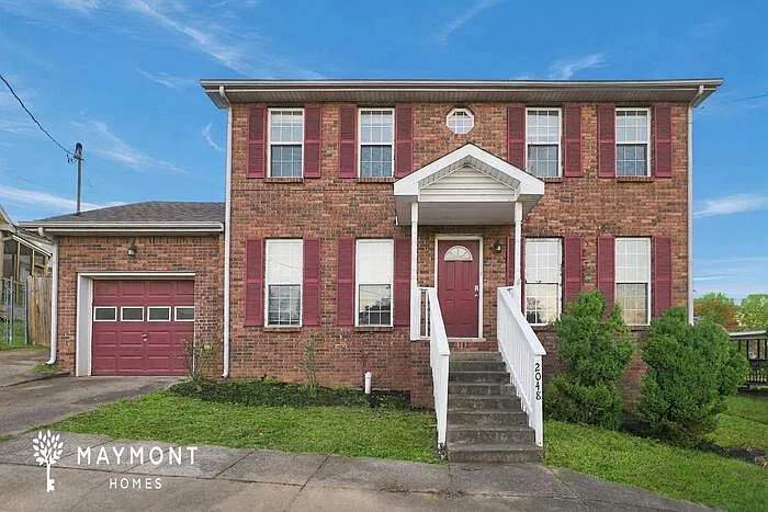 3 bed, 2.5 bath, 1518 sqft, $1,725 — Photo 1