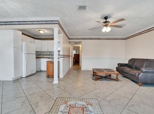 218 Kent Ter #M, West Palm Beach, FL 33407