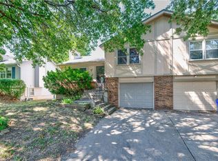 13850 S Darnell St, Olathe, KS 66062
