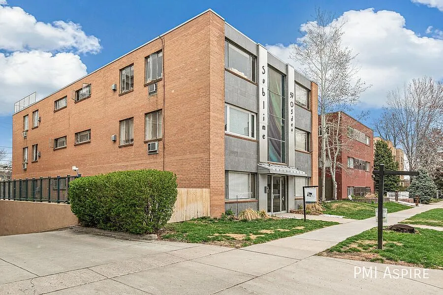 Building Photo - 59 N Ogden St #10