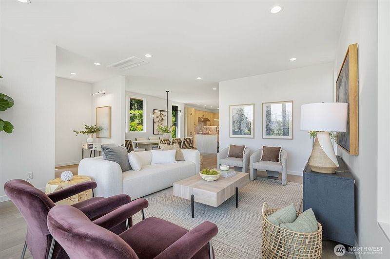 5th image of 4219 51st Avenue S