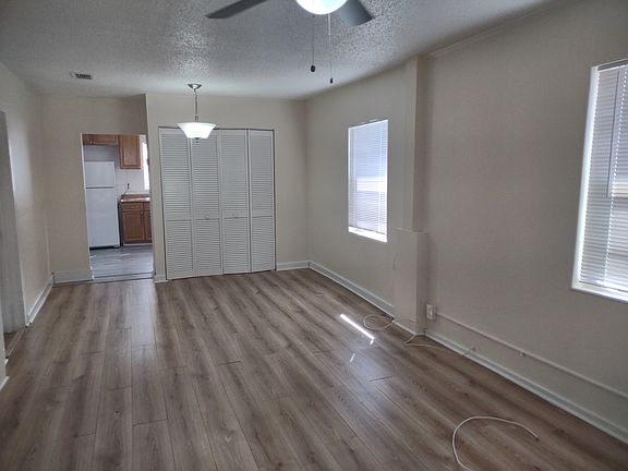2nd image of 1407 Monroe Ave