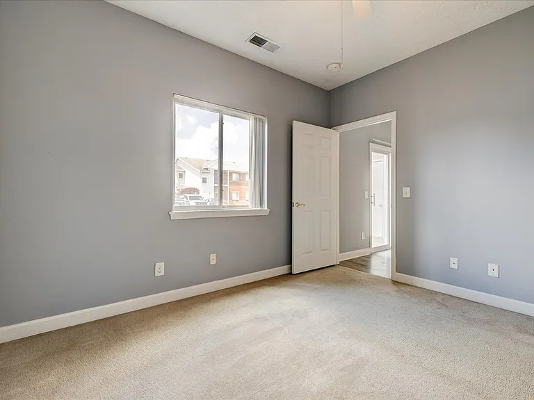 Cross Lake Apartments — Photo 28