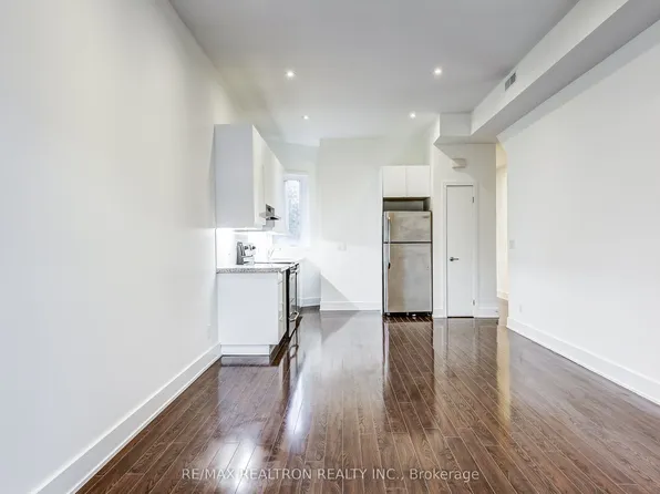 588 Ossington Ave, Toronto, ON M6G 3T5