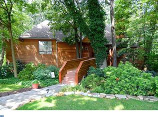 71 Timberline Dr, Wyomissing, PA 19610