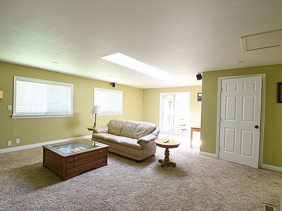 4th image of 6731 La Bello Dr