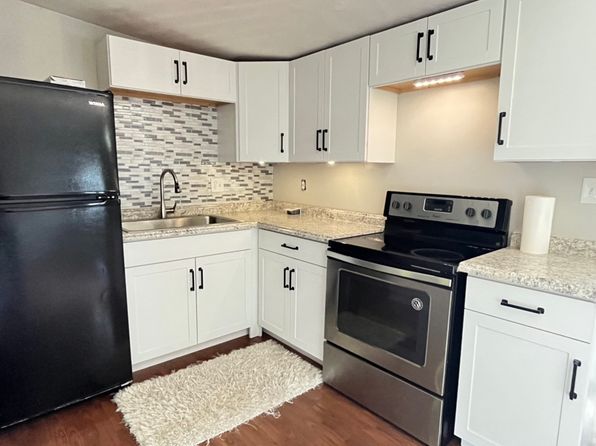 147 Washington St #1/2
