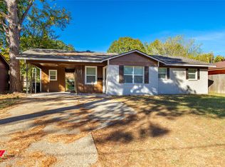 3012 Ivy Ln, Shreveport, LA 71108