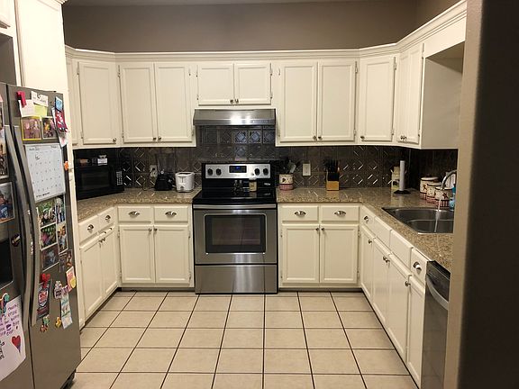 3rd image of 207 Joshua Ln
