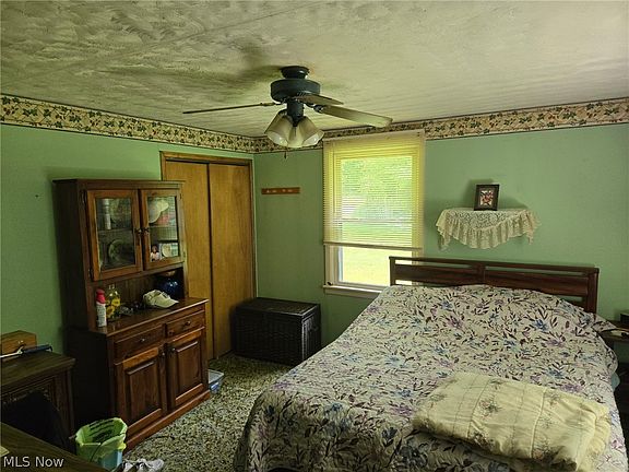 5th image of 348 Fox Lake Rd