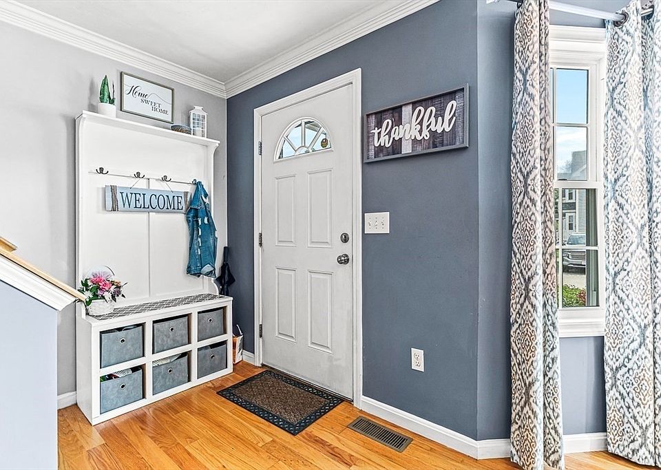 25 Merrimac Way UNIT D, Tyngsboro, MA 01879 Zillow