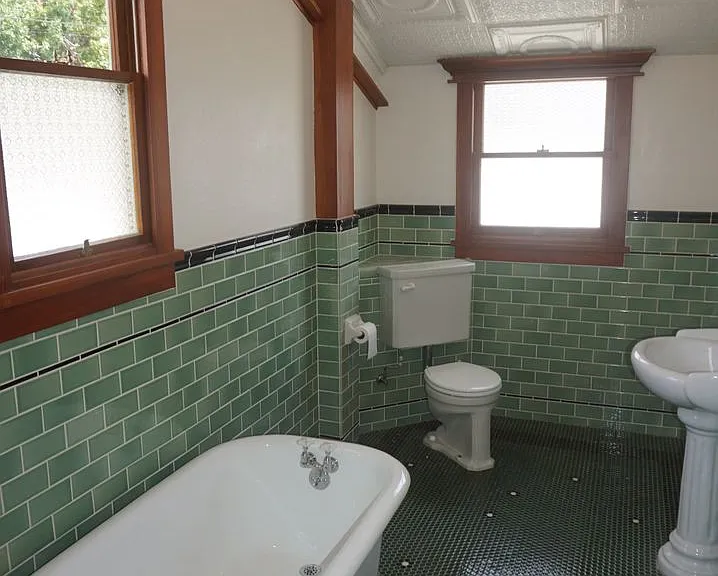 191 N Grand St — Photo 9
