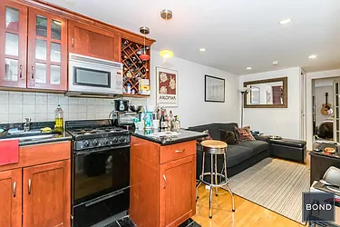 Rented by Bond New York