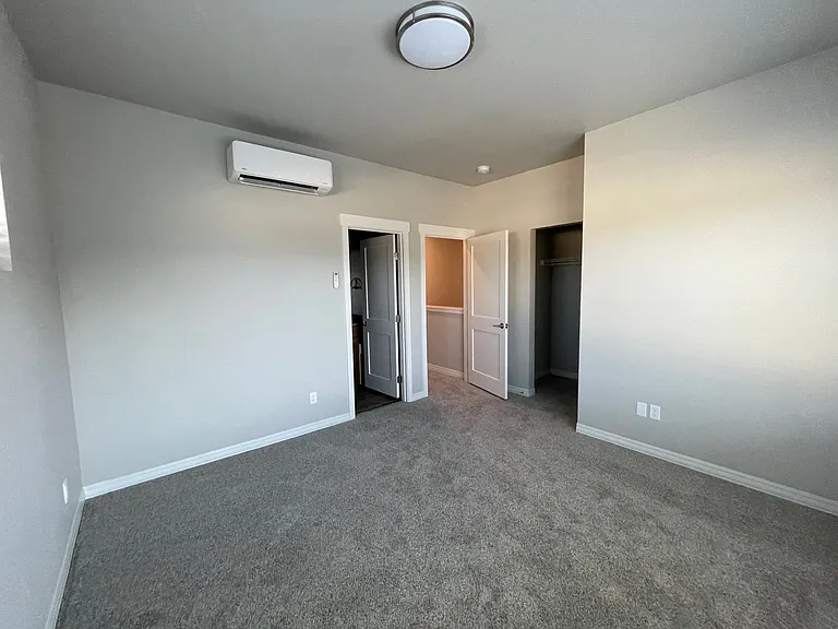 6001 Barge St #109 — Photo 6