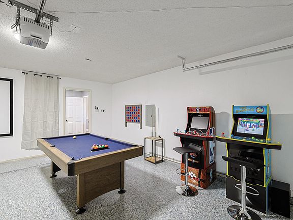 4th image of 1016 Forestbrook Dr