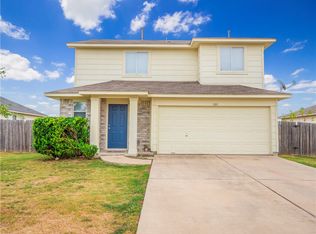 102 Lightfoot Ct, Hutto, TX 78634