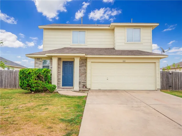 102 Lightfoot Ct, Hutto, TX 78634