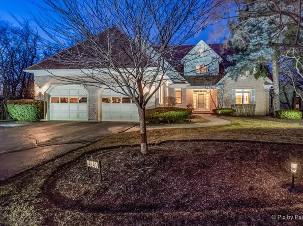 4641 Lake Point Cir, Long Grove, IL 60047