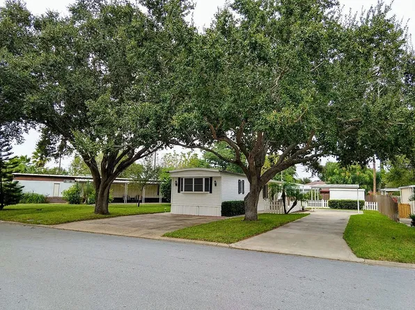 404 Cooper Ln, La Feria, TX 78559