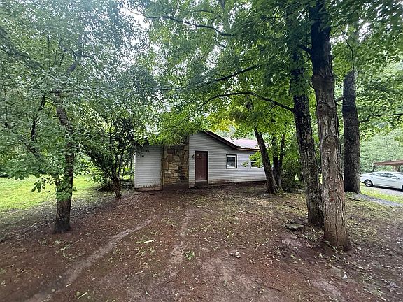 2nd image of 326 Rogers Rd
