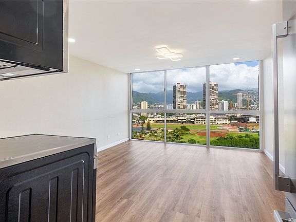 3rd image of 2211 Ala Wai Blvd APT 1606