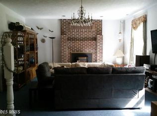 30101 Broken Arrow Ln, Mechanicsville, MD 20659