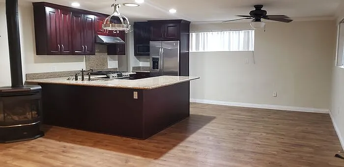 4490 Pomona Ave #B — Photo 5