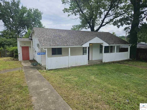 31260 Highline Dr, Warsaw, MO 65355