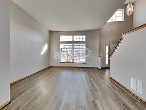 5th image of 2715 Adobe Dr