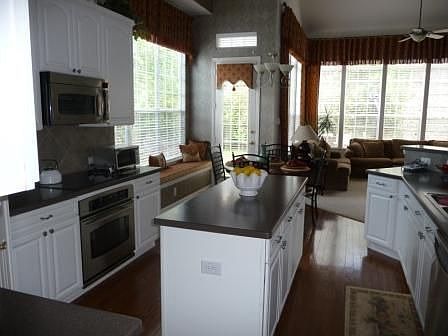 4th image of 4120 Shelby Ct