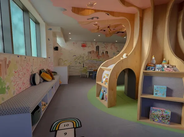 430 Main Street image 12 of 15