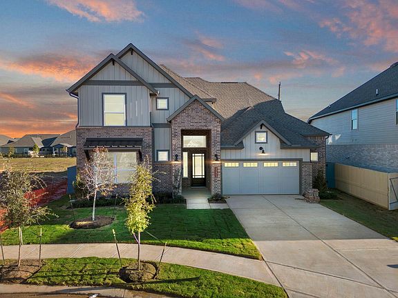 2nd image of 407 Blue River Trl